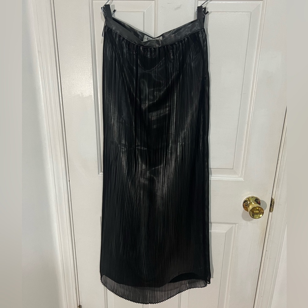 BIANCO Couture Black Pleated Maxi Skirt